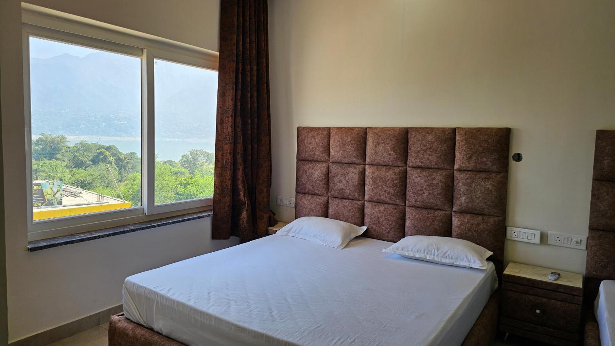 Govind Sagar View Hotel & Restaurant Bilaspur  Екстер'єр фото